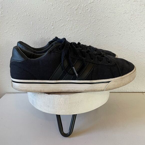 Adidas Cloudfoam Sneakers Size 9.5 - Picture 4 of 8